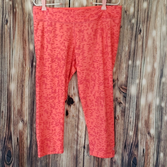 adidas Pants - Adidas Workout Capris. Large.